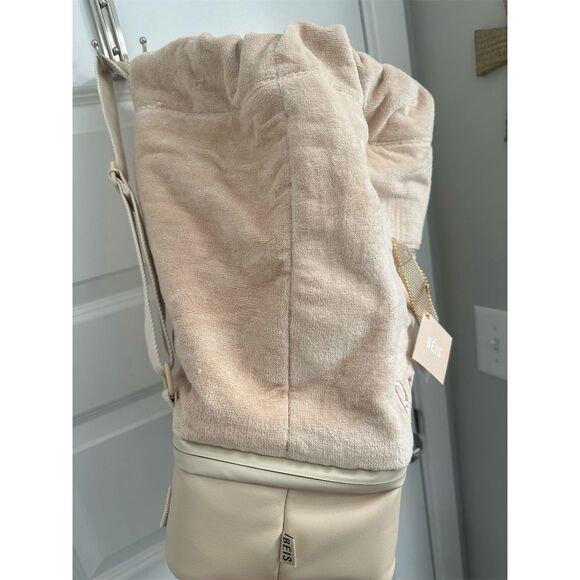 BEIS The Terry Backpack Cooler in Beige - Picture 3 of 7